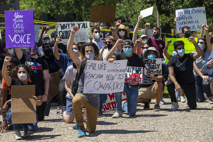 Sul Ross protest